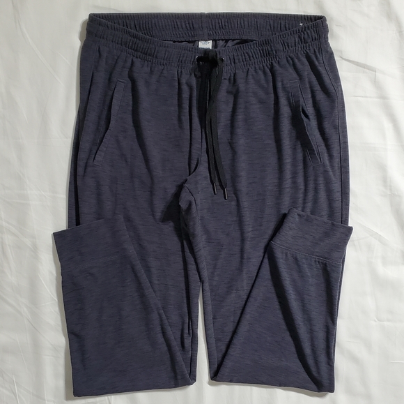 Old Navy Active Sweatpants - Picture 5 of 7